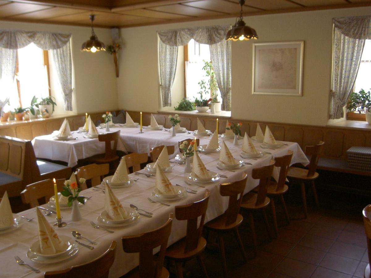 Hotel-Gasthof Krone Грединг Экстерьер фото